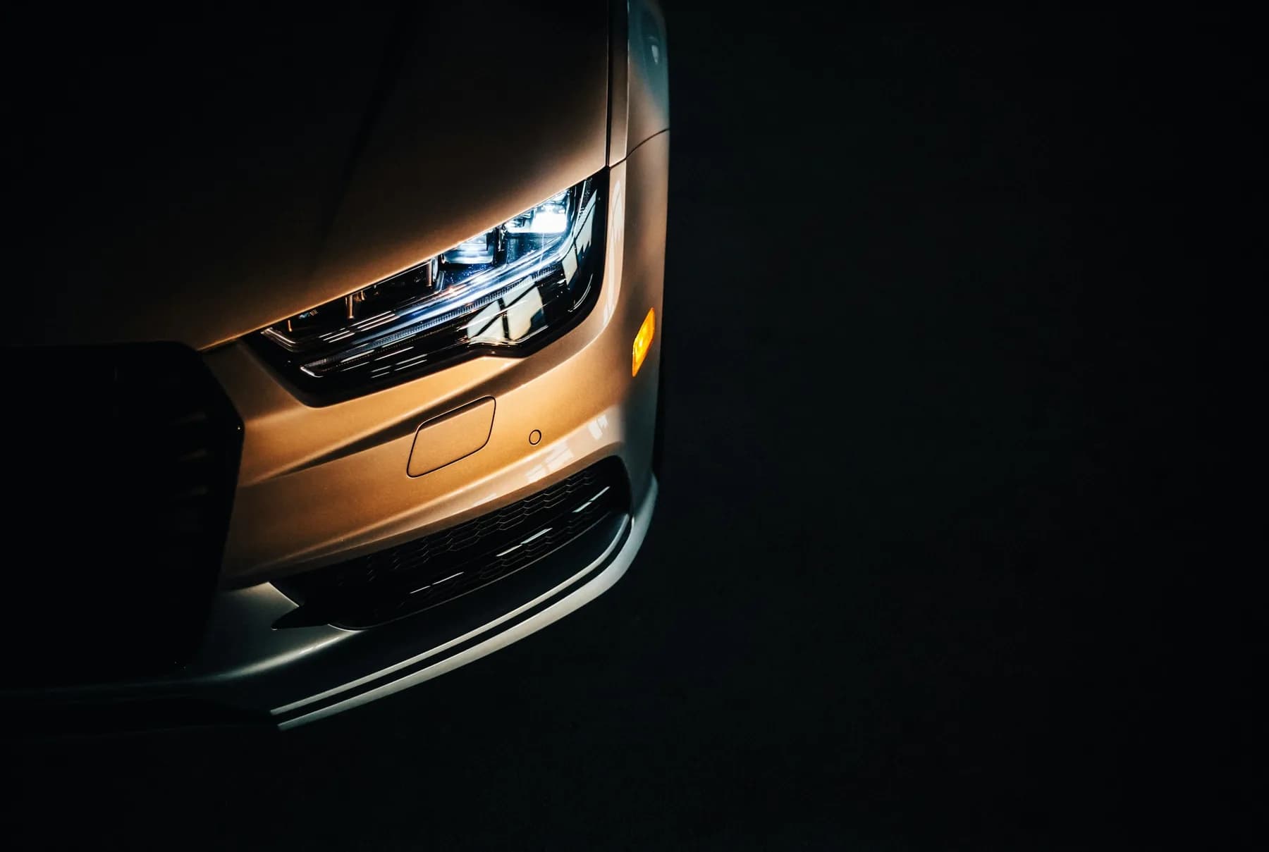 Premium otomotiv far detayı